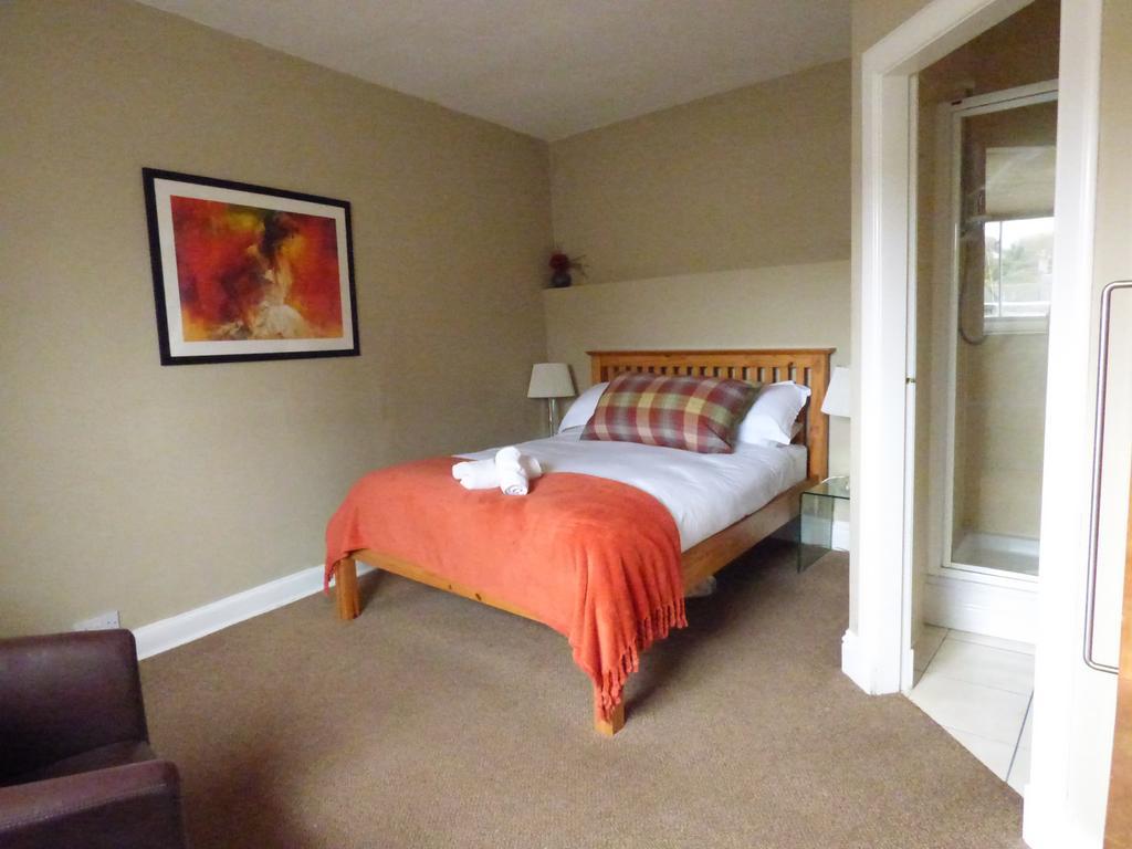 Rooms At Ravenous Beastie South Queensferry Δωμάτιο φωτογραφία